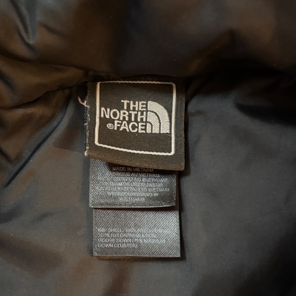 The North Face Women's Quilted Black Vest - Picture 3 of 6